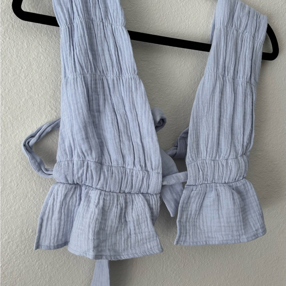 Cider Women's S Light Blue Crinkle Gauze Ruffle Hem Tie-Back Crop Top